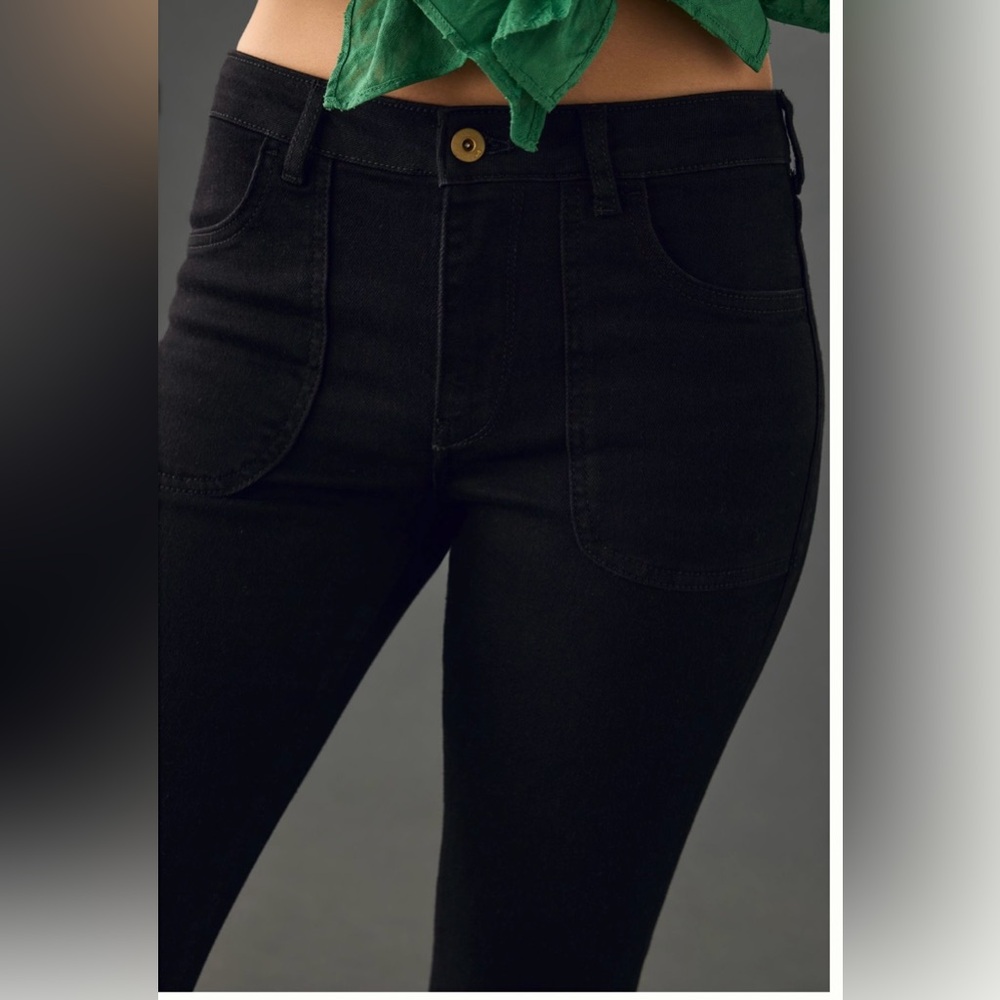 Pilcro Black Icon Flared Jeans
NWOT